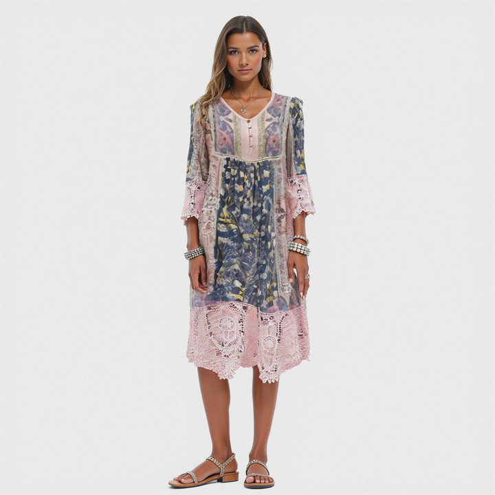 Elviera – Elegantní boho tunika s krajkou a květinovým vzorem