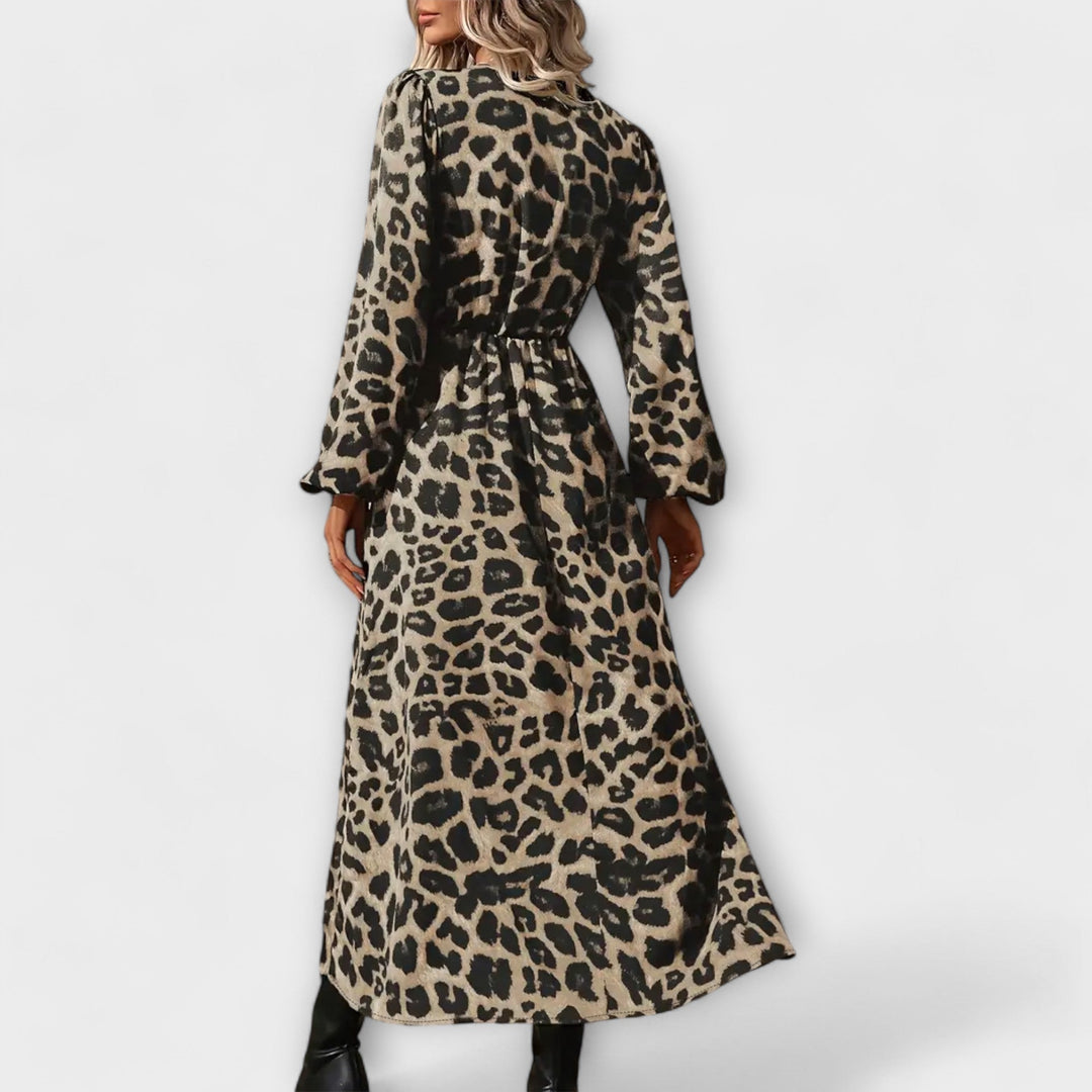 Stylové šaty s leopardím potiskem