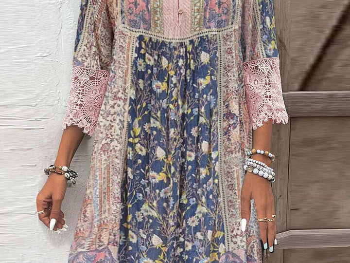 Elviera – Elegantní boho tunika s krajkou a květinovým vzorem