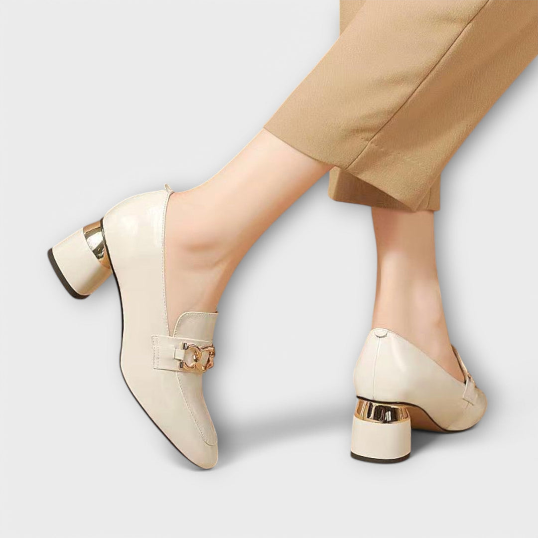 Elegantní a Vyzrálé Loafers