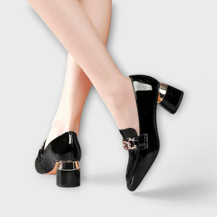 Elegantní a Vyzrálé Loafers
